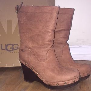 UGG Carnegie wedge Sherpa fur mountain boots